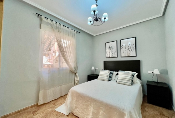 Herverkoop - Appartement / flat - Torrevieja - PARQUE DE LAS NACIONES