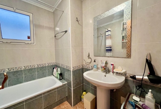 Herverkoop - Appartement / flat - Torrevieja - PARQUE DE LAS NACIONES