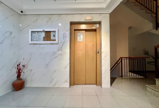 Herverkoop - Appartement / flat - Torrevieja - PARQUE DE LAS NACIONES