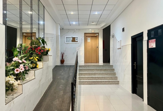Herverkoop - Appartement / flat - Torrevieja - PARQUE DE LAS NACIONES