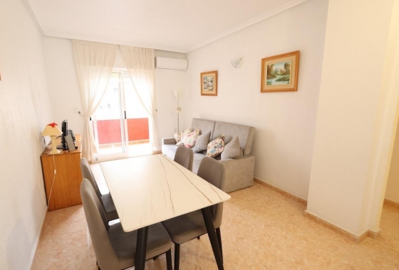Herverkoop - Appartement / flat - Torrevieja - Costa Blanca