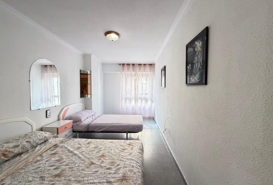 Herverkoop - Appartement / flat - Torrevieja - Playa del Cura