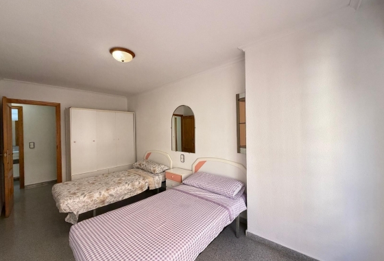 Herverkoop - Appartement / flat - Torrevieja - Playa del Cura