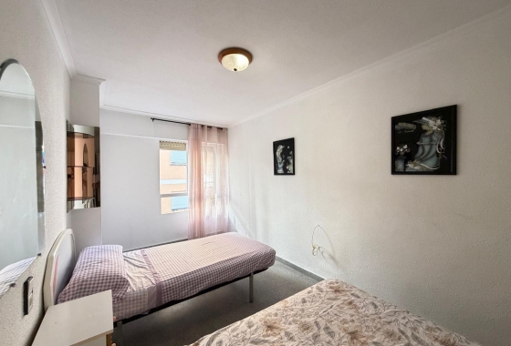 Herverkoop - Appartement / flat - Torrevieja - Playa del Cura