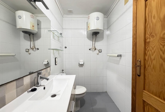 Herverkoop - Appartement / flat - Torrevieja - Playa del Cura