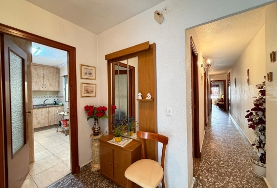 Herverkoop - Appartement / flat - Torrevieja - Las Piscinas Naturales