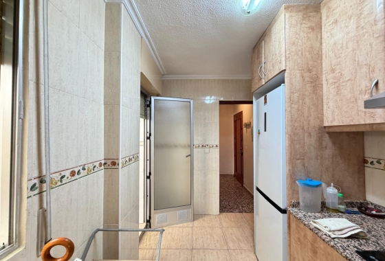 Herverkoop - Appartement / flat - Torrevieja - Las Piscinas Naturales