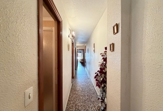 Herverkoop - Appartement / flat - Torrevieja - Las Piscinas Naturales