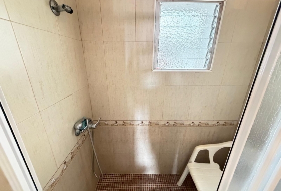 Herverkoop - Appartement / flat - Torrevieja - Las Piscinas Naturales