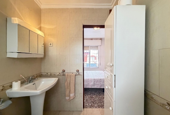 Herverkoop - Appartement / flat - Torrevieja - Las Piscinas Naturales