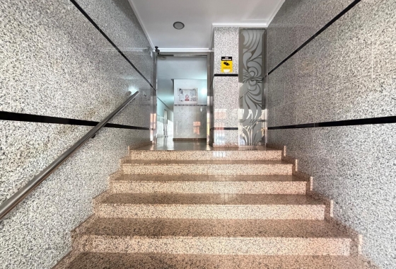 Herverkoop - Appartement / flat - Torrevieja - Las Piscinas Naturales