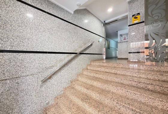 Herverkoop - Appartement / flat - Torrevieja - Las Piscinas Naturales
