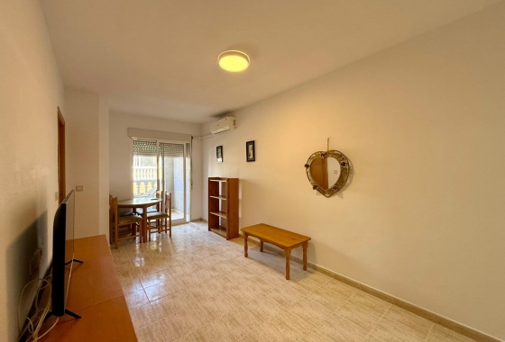 Wiederverkauf - Wohnung - Torrevieja - Playa de los Locos