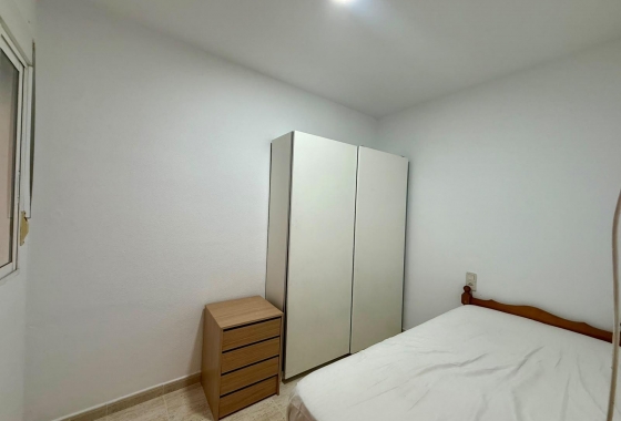 Wiederverkauf - Wohnung - Torrevieja - Playa de los Locos
