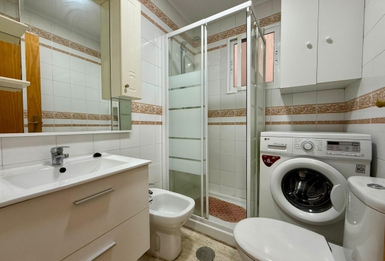 Wiederverkauf - Wohnung - Torrevieja - Playa de los Locos