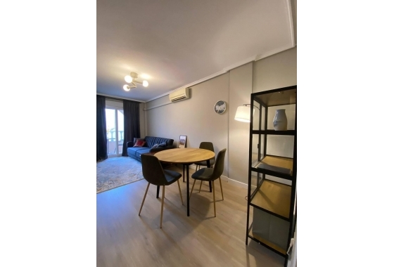 Herverkoop - Appartement / flat - Torrevieja - Playa del Cura