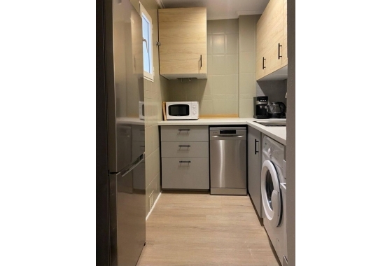 Herverkoop - Appartement / flat - Torrevieja - Playa del Cura