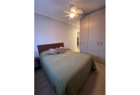 Herverkoop - Appartement / flat - Torrevieja - Playa del Cura