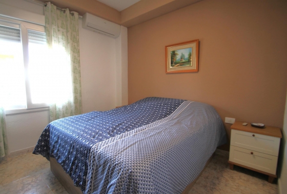 Herverkoop - Appartement / flat - Torrevieja - Playa De Los Naufragos