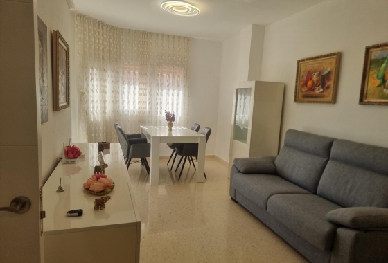 Herverkoop - Appartement / flat - Torrevieja - Playa de los Locos
