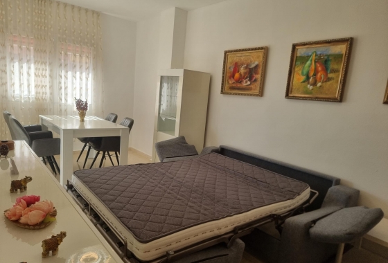 Herverkoop - Appartement / flat - Torrevieja - Playa de los Locos