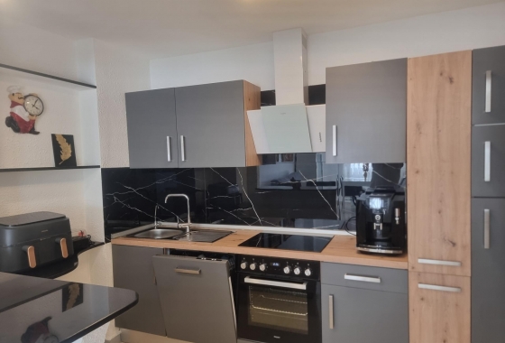 Herverkoop - Appartement / flat - Torrevieja - Playa de los Locos