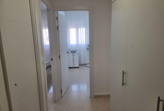 Herverkoop - Appartement / flat - Torrevieja - Playa de los Locos