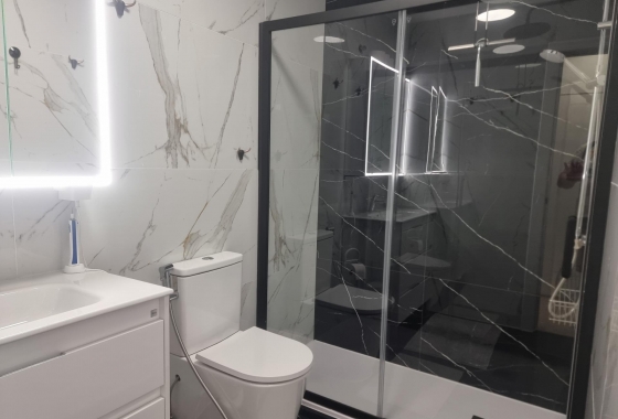 Herverkoop - Appartement / flat - Torrevieja - Playa de los Locos