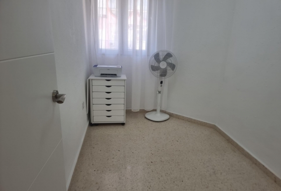 Herverkoop - Appartement / flat - Torrevieja - Playa de los Locos