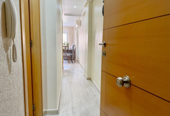 Herverkoop - Appartement / flat - Torrevieja - El Molino