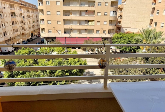 Herverkoop - Appartement / flat - Torrevieja - El Molino