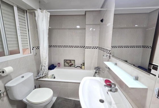 Herverkoop - Appartement / flat - Torrevieja - La Mata Pueblo