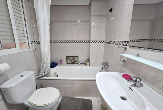 Herverkoop - Appartement / flat - Torrevieja - La Mata Pueblo