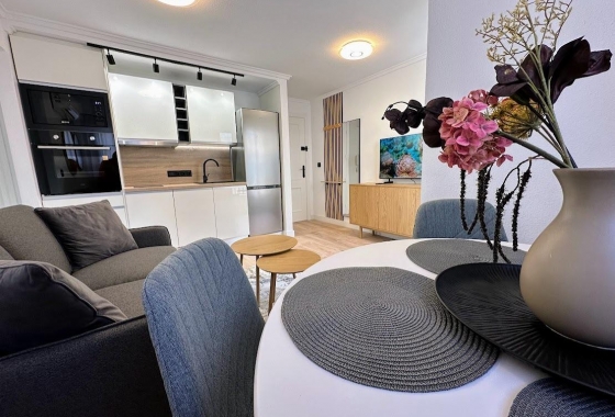 Herverkoop - Appartement / flat - Torrevieja - Centro