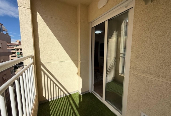 Herverkoop - Appartement / flat - Torrevieja - Centro