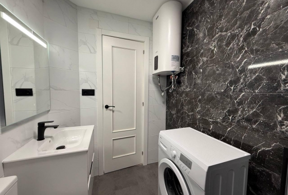 Herverkoop - Appartement / flat - Torrevieja - Centro