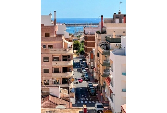 Herverkoop - Appartement / flat - Torrevieja - Centro