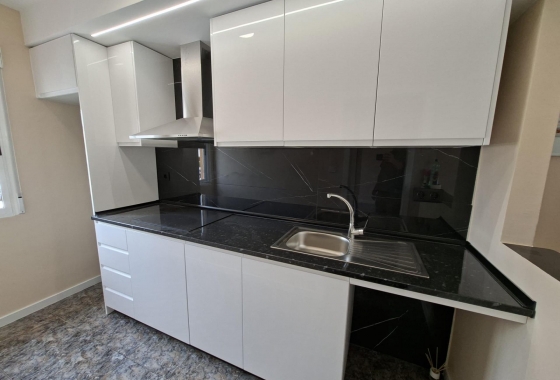 Herverkoop - Bungalow - Orihuela Costa - Punta Prima
