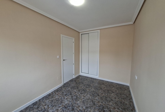 Herverkoop - Bungalow - Orihuela Costa - Punta Prima