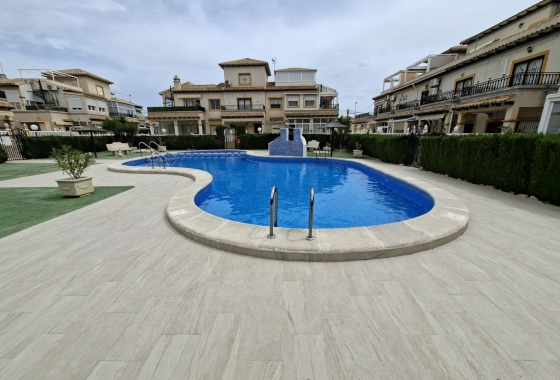 Herverkoop - Bungalow - Orihuela Costa - Punta Prima