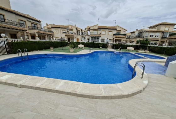 Herverkoop - Bungalow - Orihuela Costa - Punta Prima