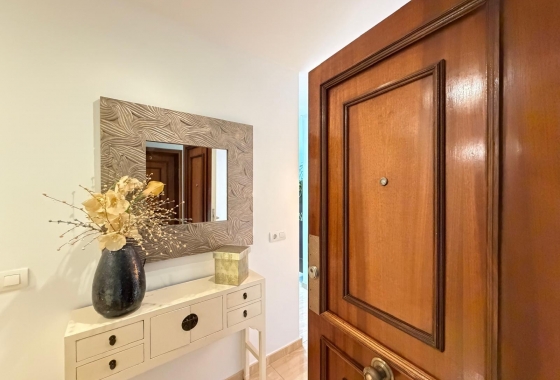 Herverkoop - Appartement / flat - Torrevieja - Paseo Maritimo