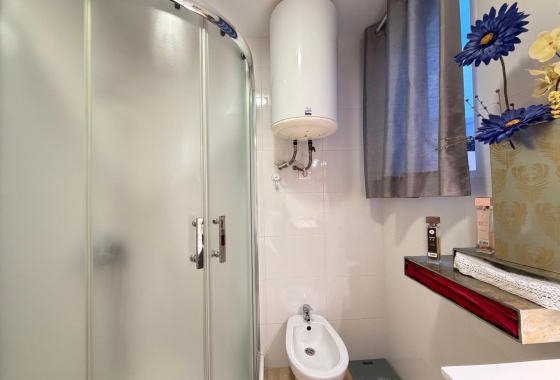 Herverkoop - Appartement / flat - Torrevieja - Paseo Maritimo