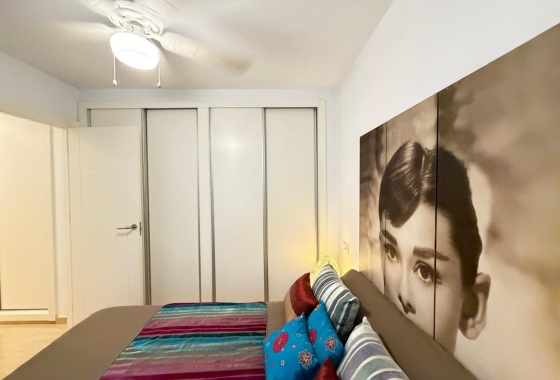Herverkoop - Appartement / flat - Torrevieja - Paseo Maritimo