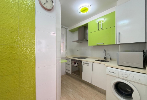 Herverkoop - Appartement / flat - Torrevieja - Paseo Maritimo
