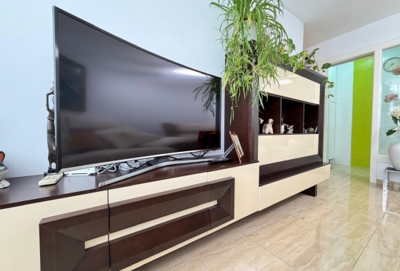 Herverkoop - Appartement / flat - Torrevieja - Paseo Maritimo