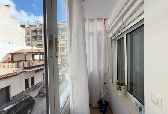 Herverkoop - Appartement / flat - Torrevieja - Paseo Maritimo
