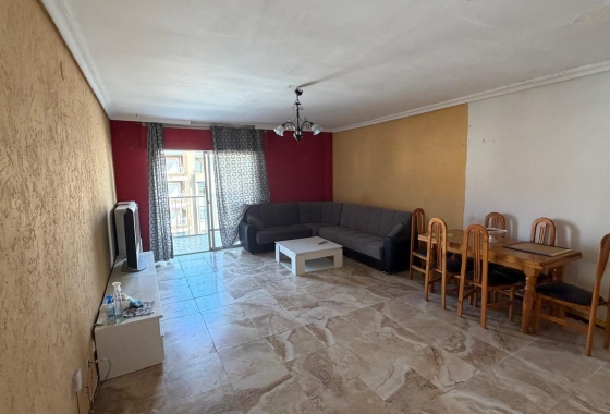 Herverkoop - Appartement / flat - Torrevieja - Acequion