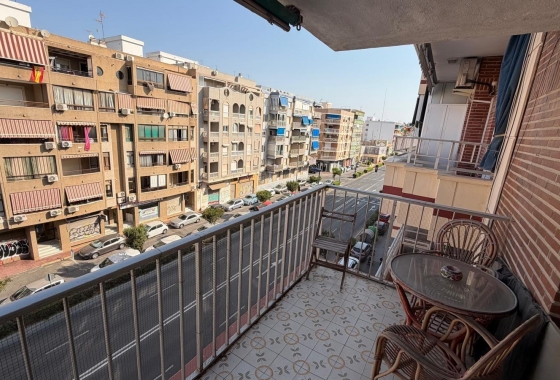 Herverkoop - Appartement / flat - Torrevieja - Acequion