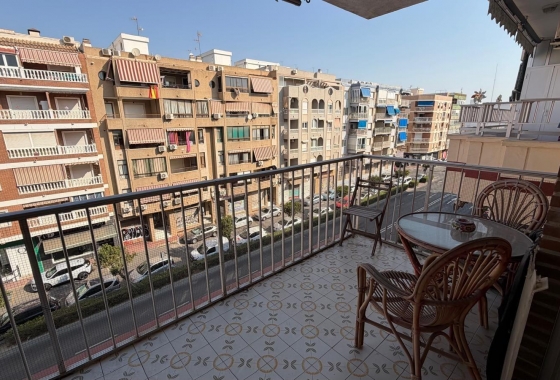 Herverkoop - Appartement / flat - Torrevieja - Acequion